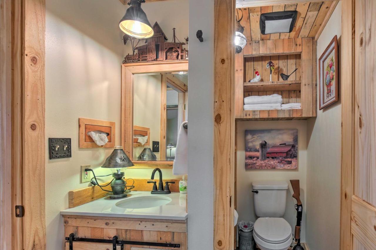 Kerrville Converted Barn Tiny Home With Kayaks! Exteriör bild