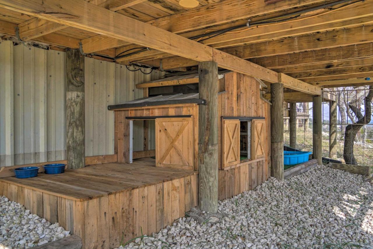 Kerrville Converted Barn Tiny Home With Kayaks! Exteriör bild